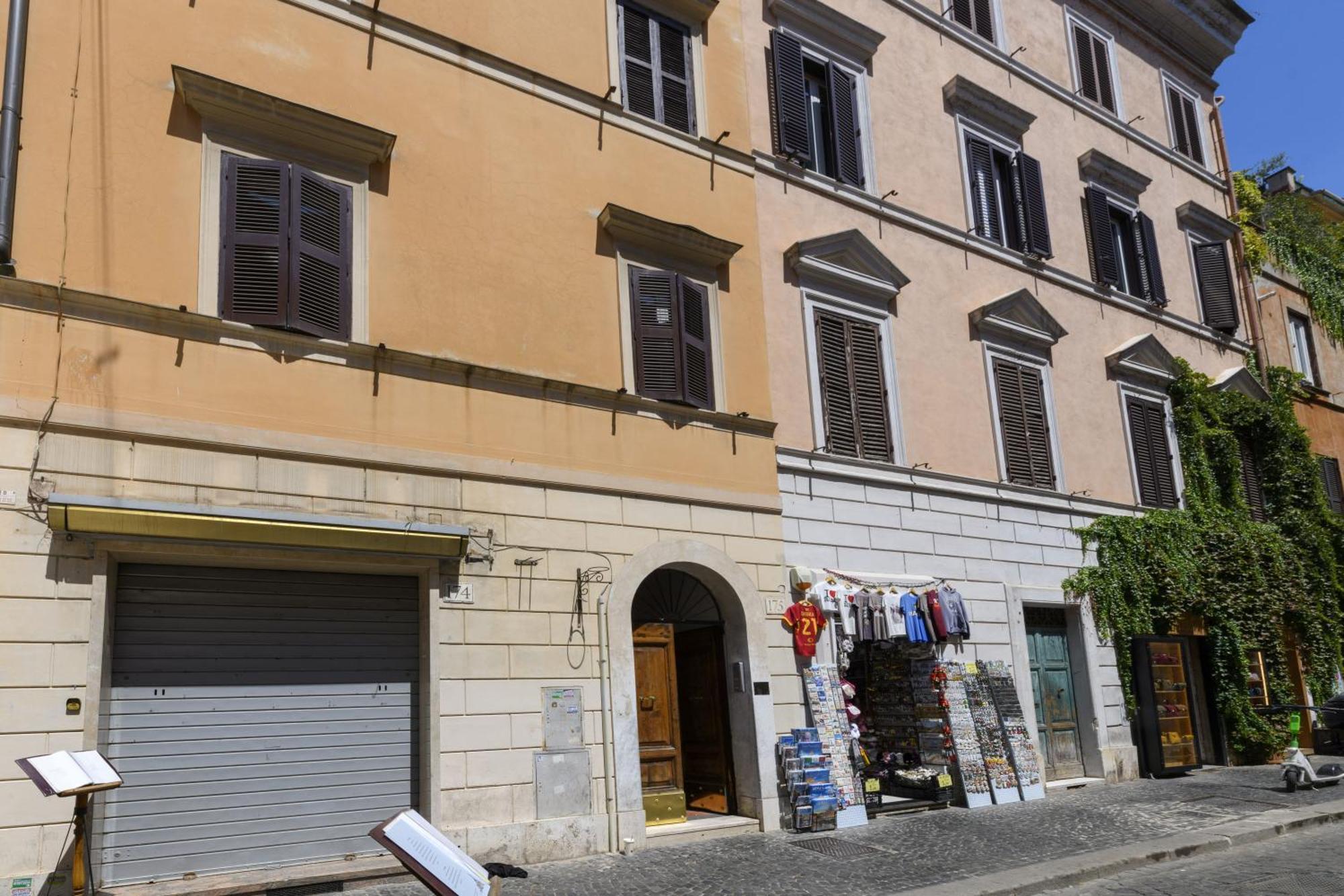 Apartmán Bernini Al Borgo Řím Exteriér fotografie
